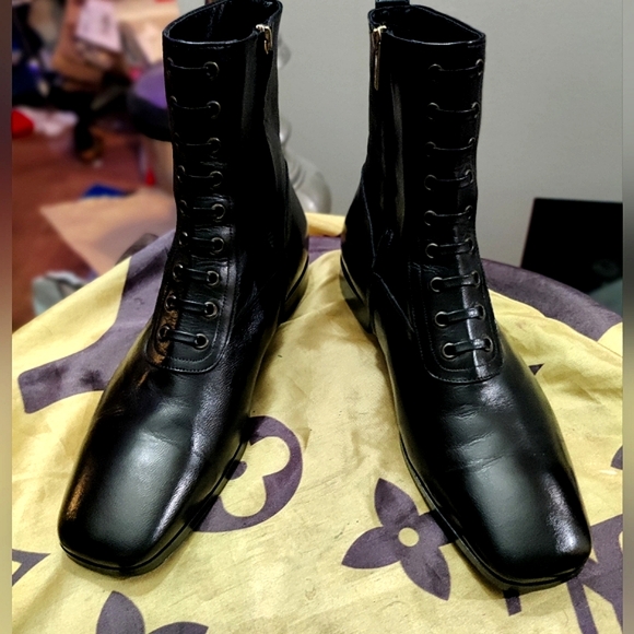 Yves Saint Laurent rive gauche boots! - Picture 2 of 10